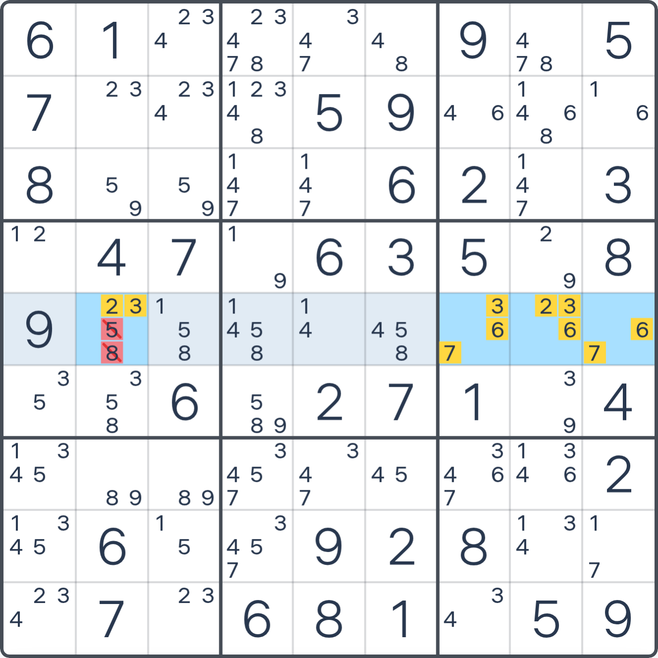 Grille de Sudoku après la déduction (Quadruple Caché), avec le placement ou les éliminations justifiés mis en évidence.