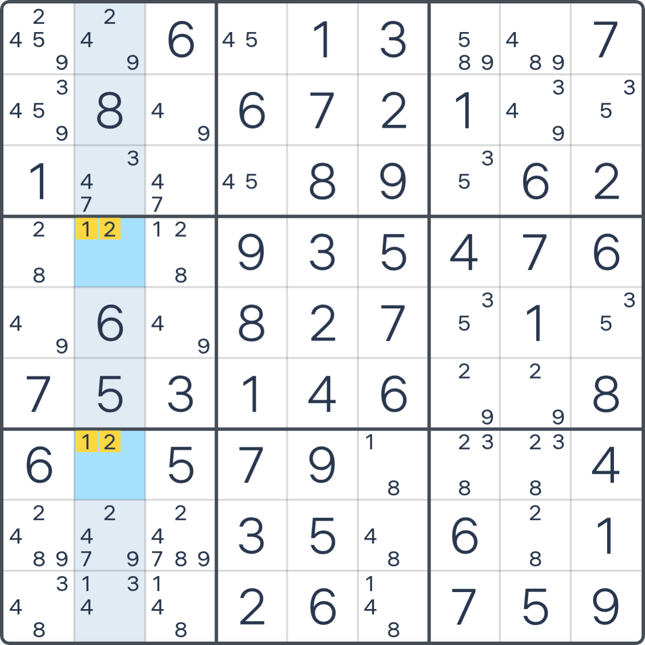 Grille de Sudoku montrant l’étape 2 de l’exemple (Paires Nues), avec les candidats et cases pertinents mis en évidence.